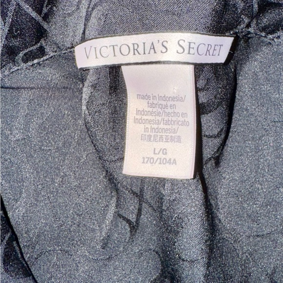 Victoria's Secret Black Satin Pajama Set with Pink Trim size L - Picture 4 of 9